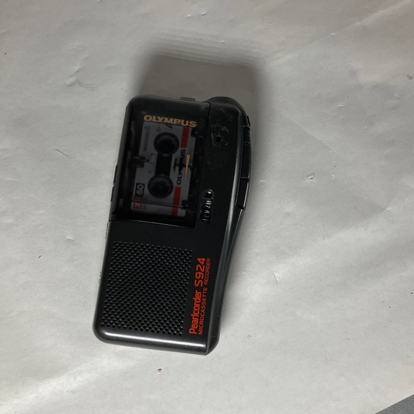 Olympus Pearlcorder 5924 Microcassette Recorder - Picture 11 of 11